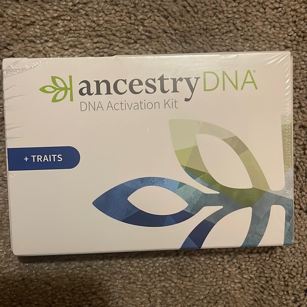Ancestry DNA + traits kit